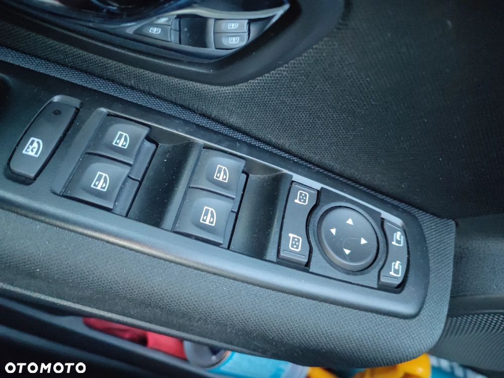 Renault Megane ENERGY TCe 115 Start & Stop Authentique - 7