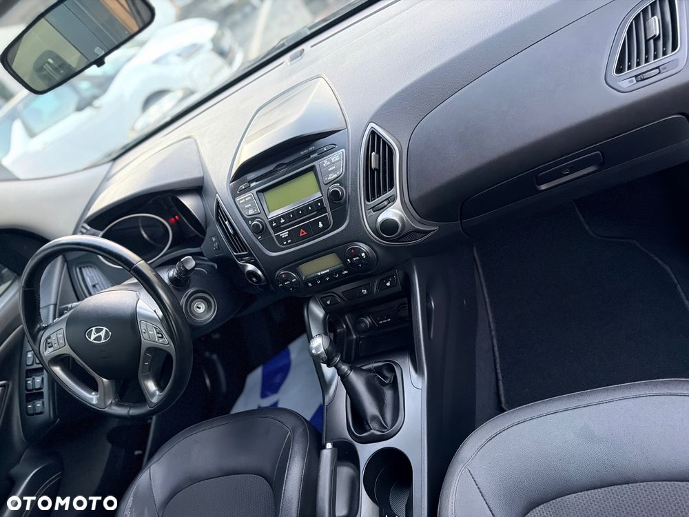 Hyundai ix35 blue 1.6 2WD Finale Silver - 7