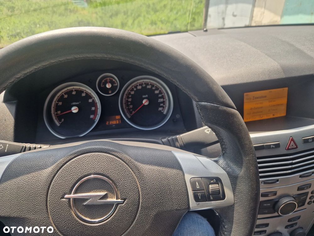 Opel Astra 1.6 111 - 10