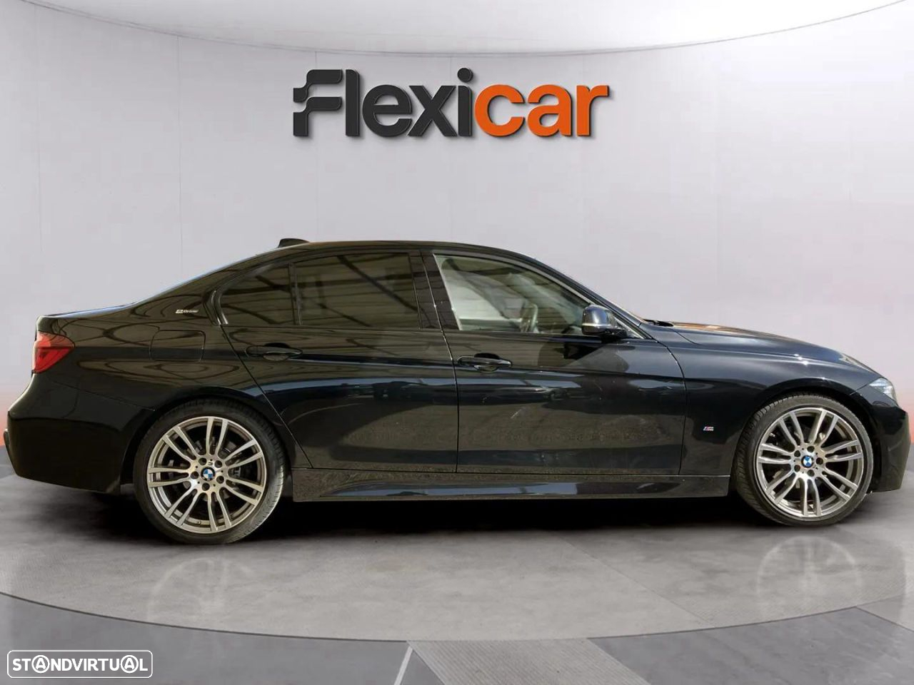 BMW 330 e iPerformance Pack M - 2