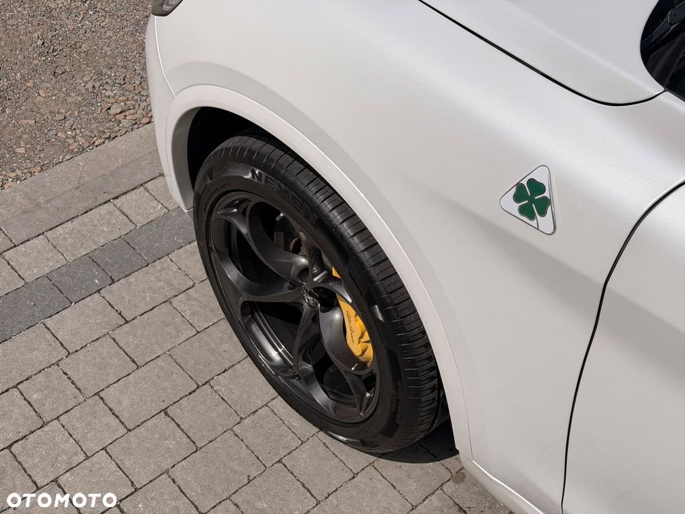 Alfa Romeo Stelvio 2.9 V6 Bi-Turbo Quadrifoglio Q4 - 16