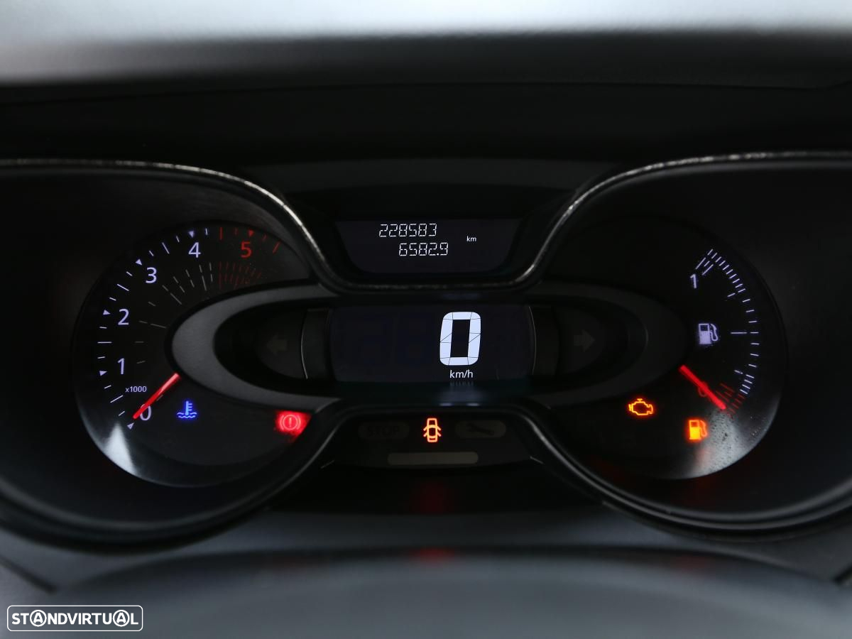 Renault Captur 1.5 dCi Exclusive - 17