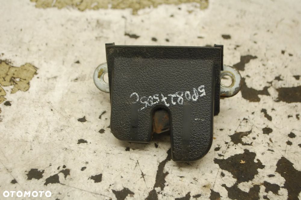 ZAMEK KLAPY BAGAŻNIKA TYŁ TYLNY 1P0827505A SEAT LEON II ALTEA TOLEDO III 5P0827505C 5P5827505 1K6827505E VW GOLF V PASSAT B6 - 7
