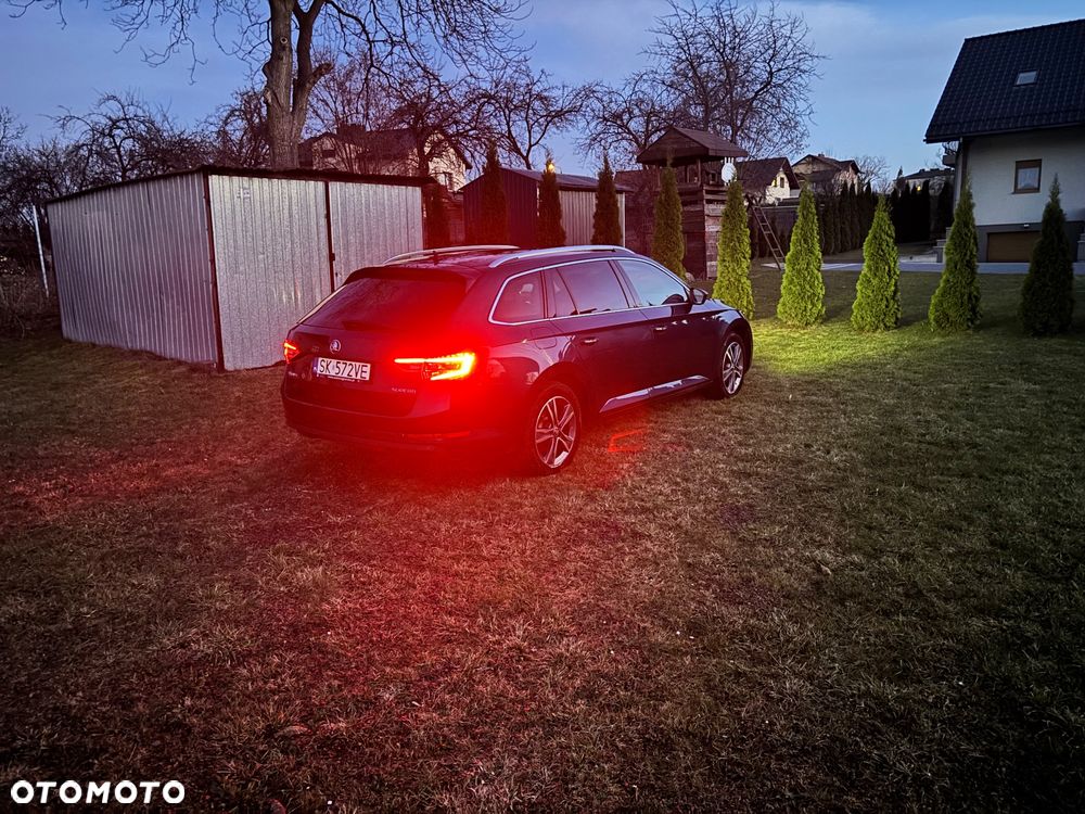 Skoda Superb 2.0 TDI Ambition - 4