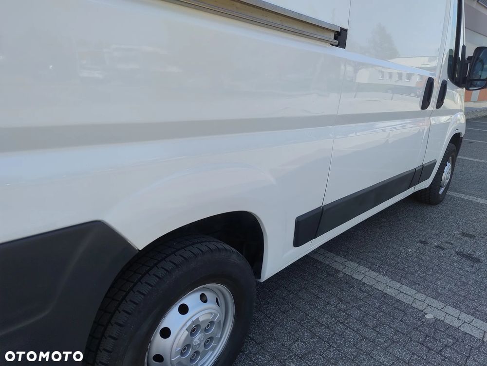 Peugeot BOXER PO LIFTINGU 2.2 HDI (130KM) 6-BIEGÓW (L2H2) STAN IDEALNY KLIMA TEMPOMAT NIE MA RDZY SERWIS KM ! ! ! - 26