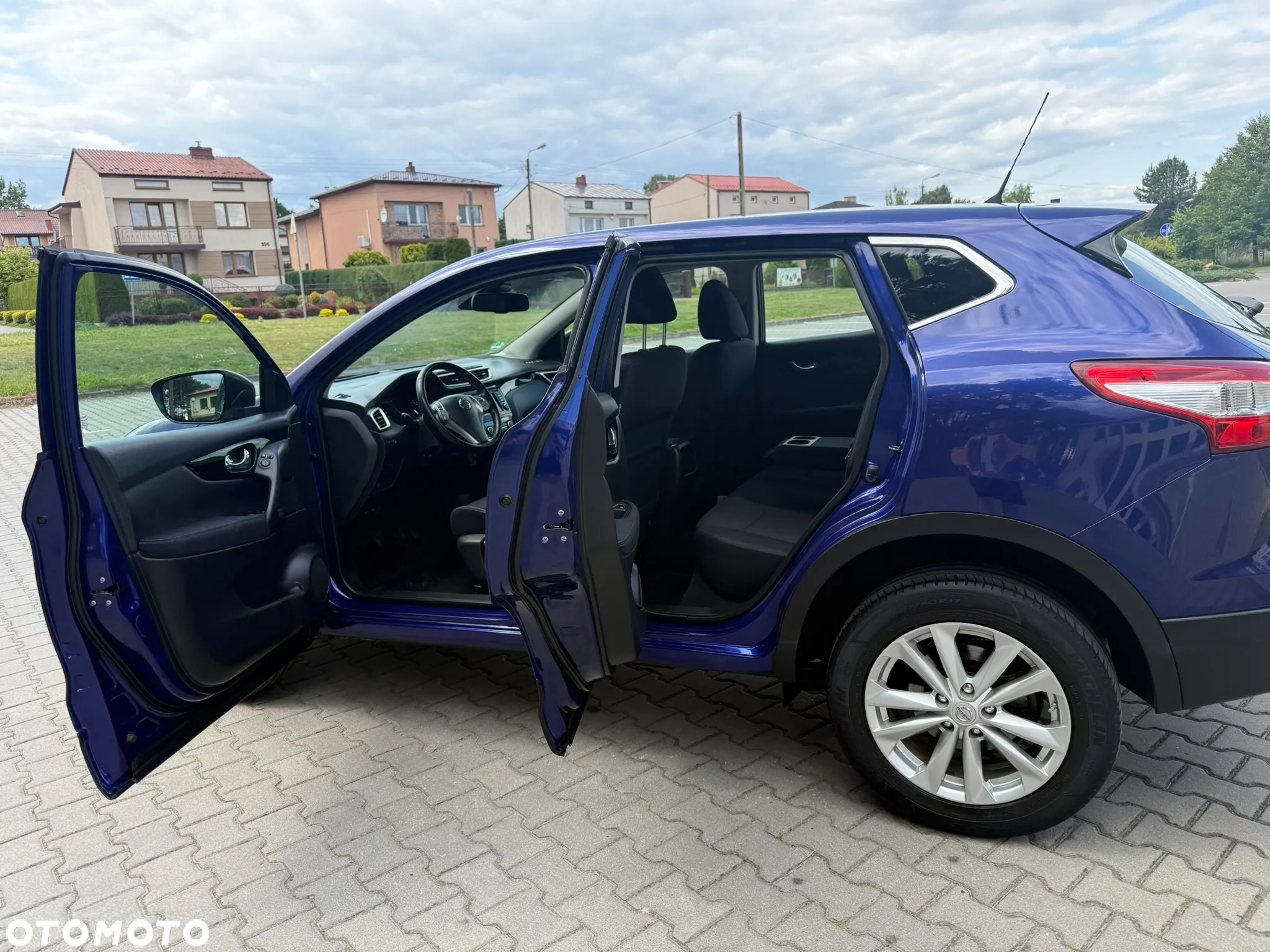 Nissan Qashqai 1.6 dCi Visia S&S - 28