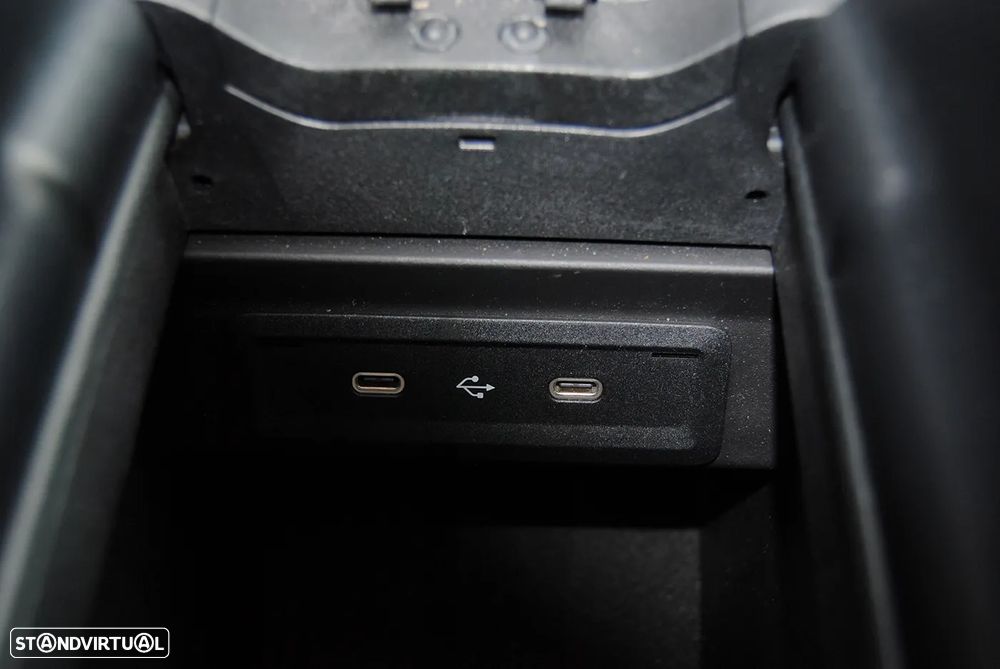 Mercedes-Benz A 250 e - 34