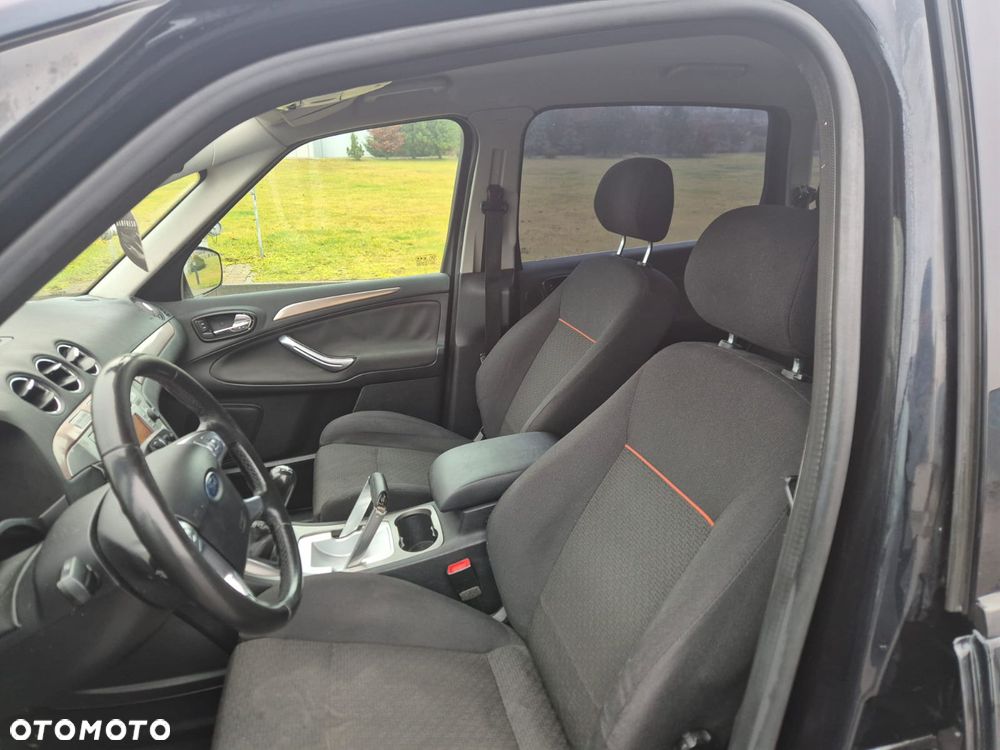 Ford S-Max - 7