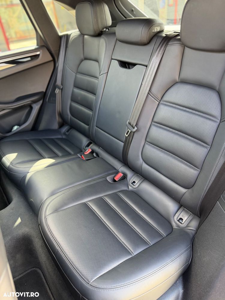 Porsche Macan S - 20