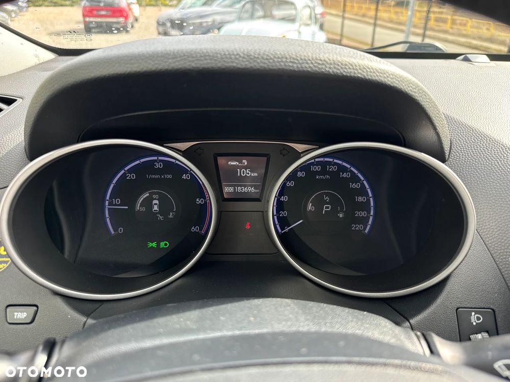 Hyundai ix35 - 22