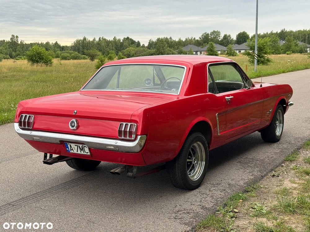 Ford Mustang - 13