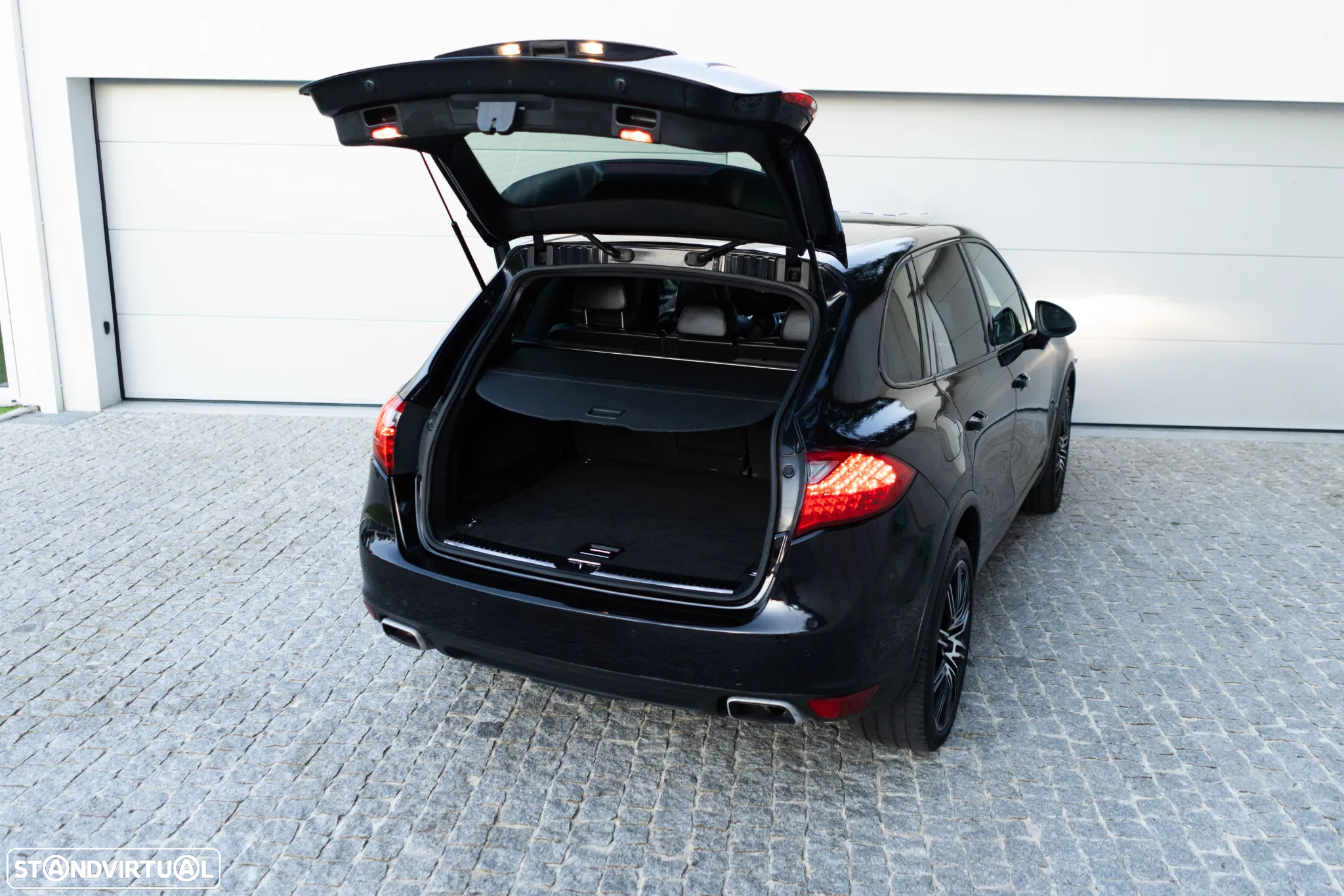 Porsche Cayenne Standard - 22