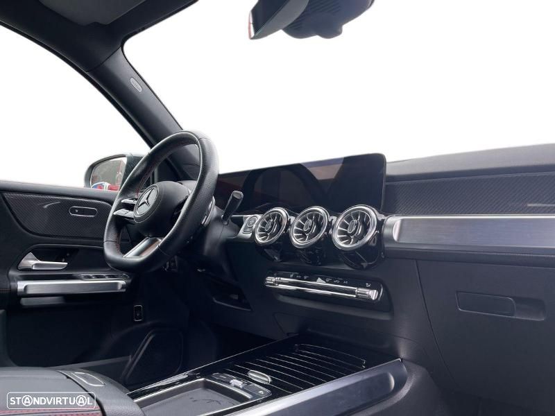 Mercedes-Benz GLB 180 d AMG Line - 14