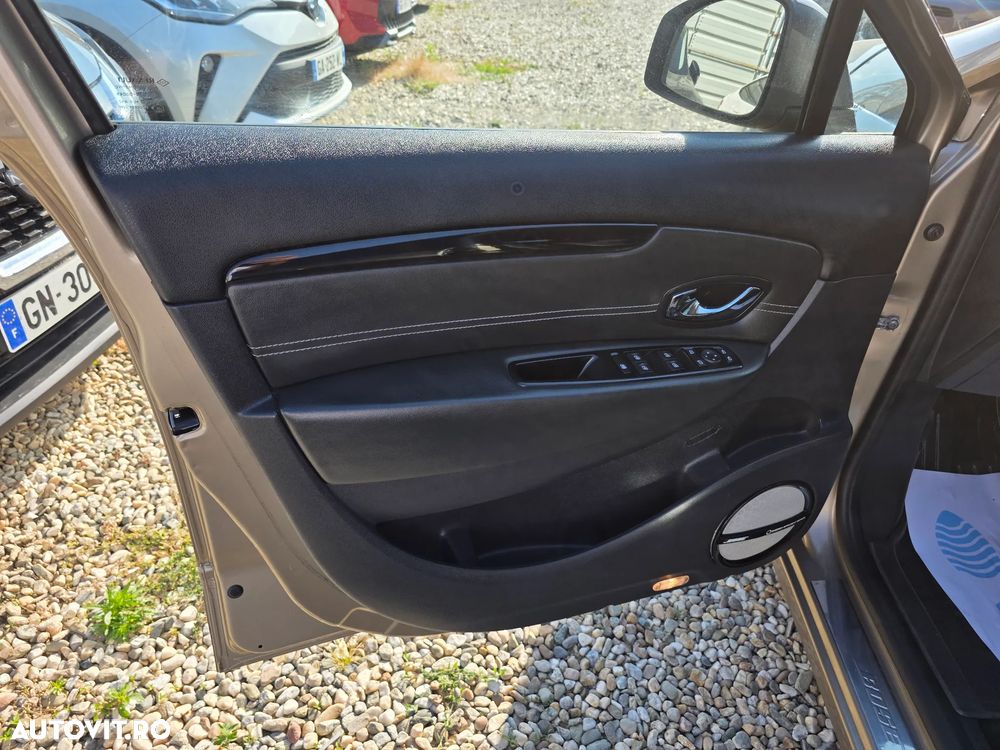 Renault Scenic ENERGY dCi 130 BOSE EDITION - 25