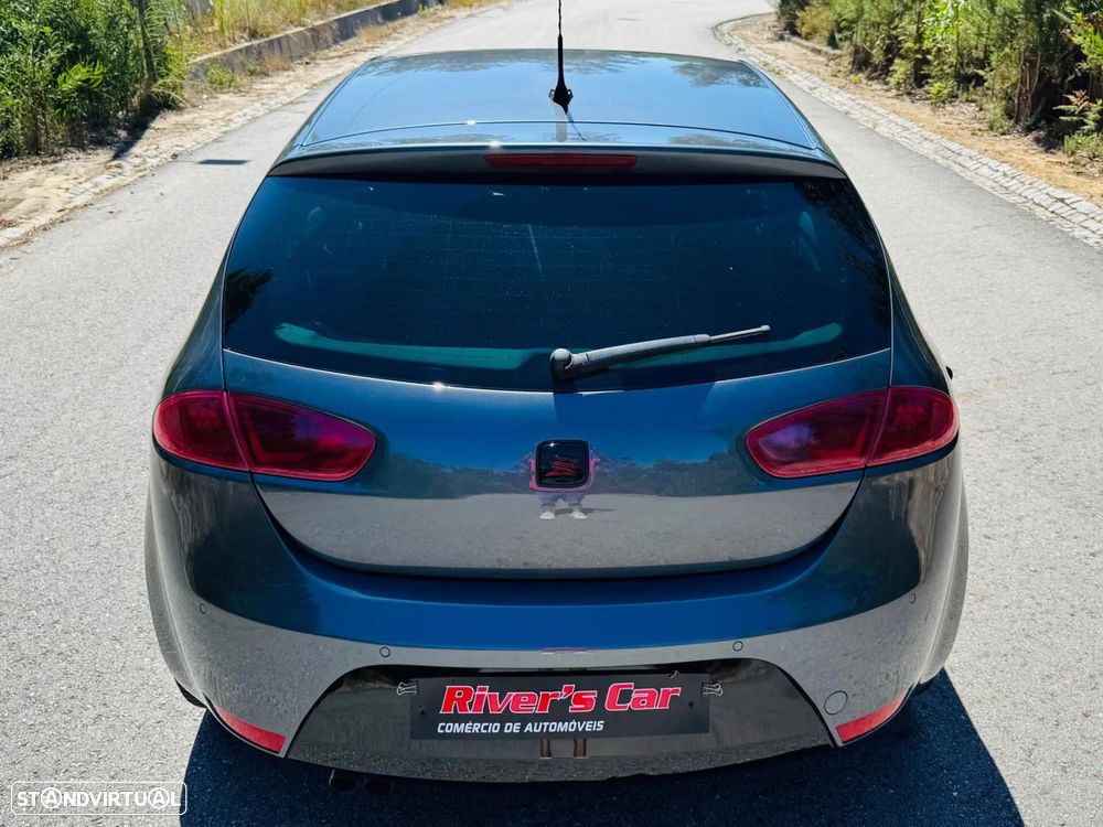 SEAT Leon 2.0 TDI DPF FR - 11