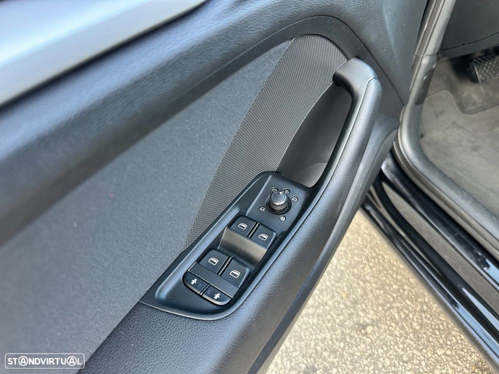 Audi A3 Sportback 1.6 TDI Attraction S tronic - 24