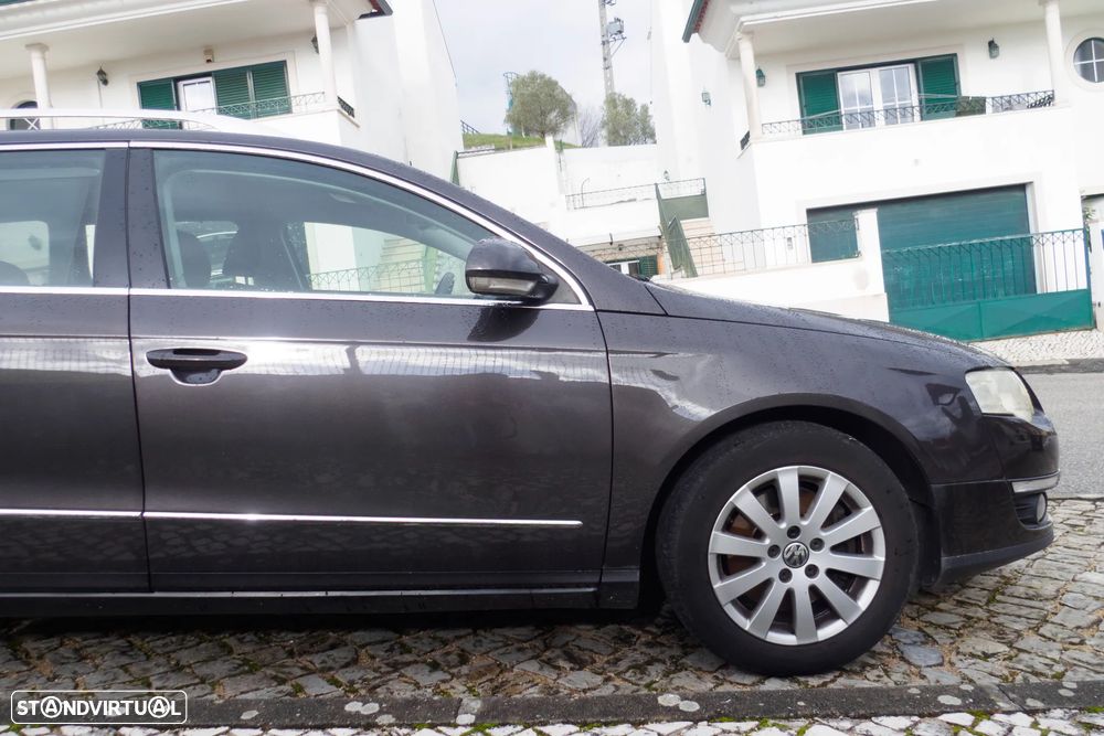 VW Passat Variant 2.0 TDi Confortline - 8