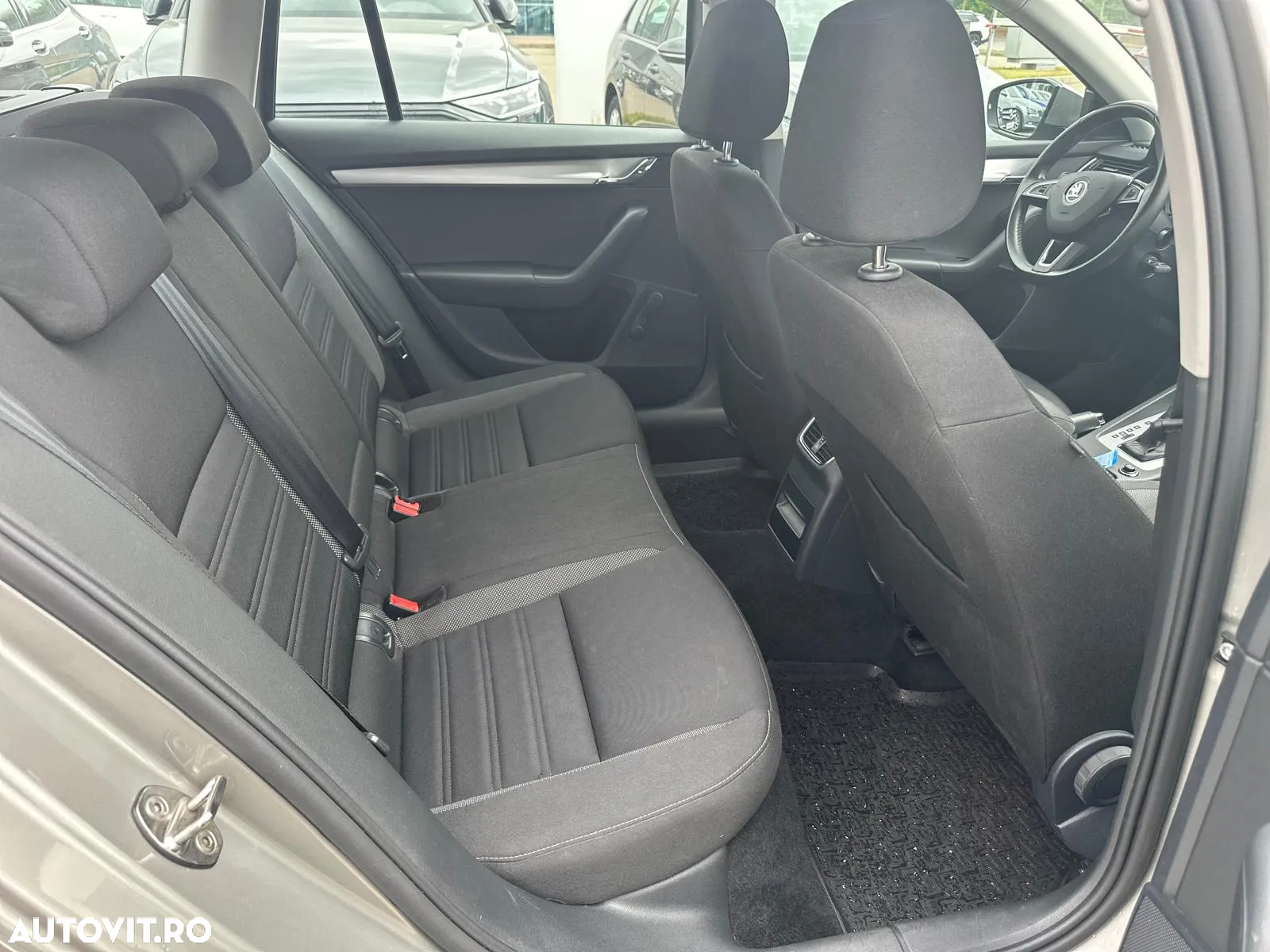 Skoda Octavia - 25
