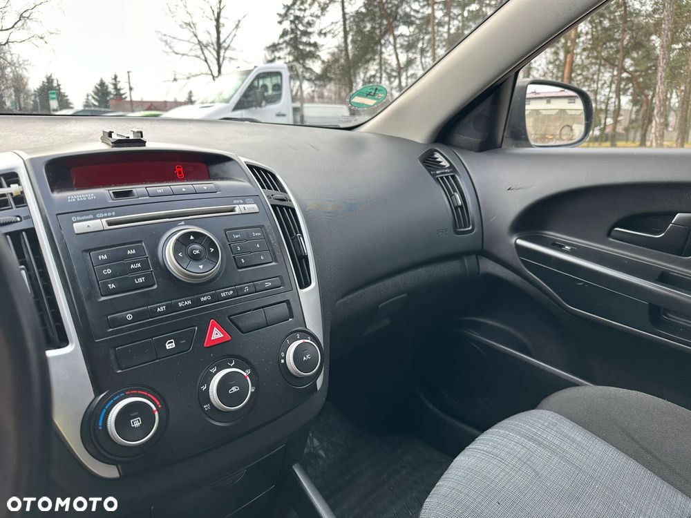 Kia Ceed 1.6 Crdi Comfort - 18