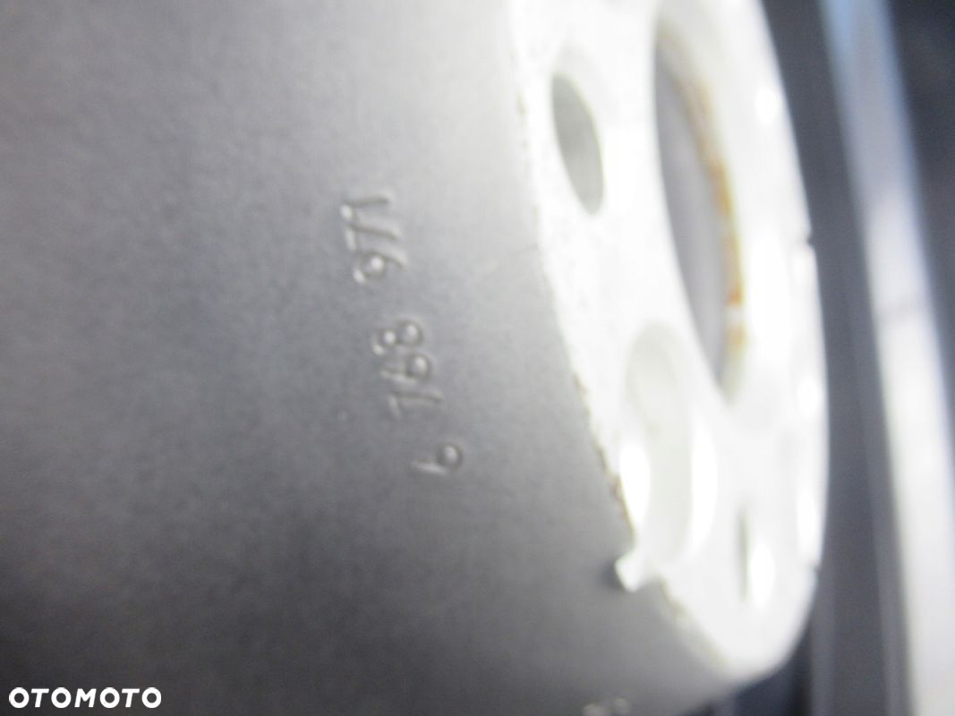 ALU+OPONY LATO R19 BMW 3 E90.E91 2x8J/2x9J 225/35R19 255/30R19 - 6