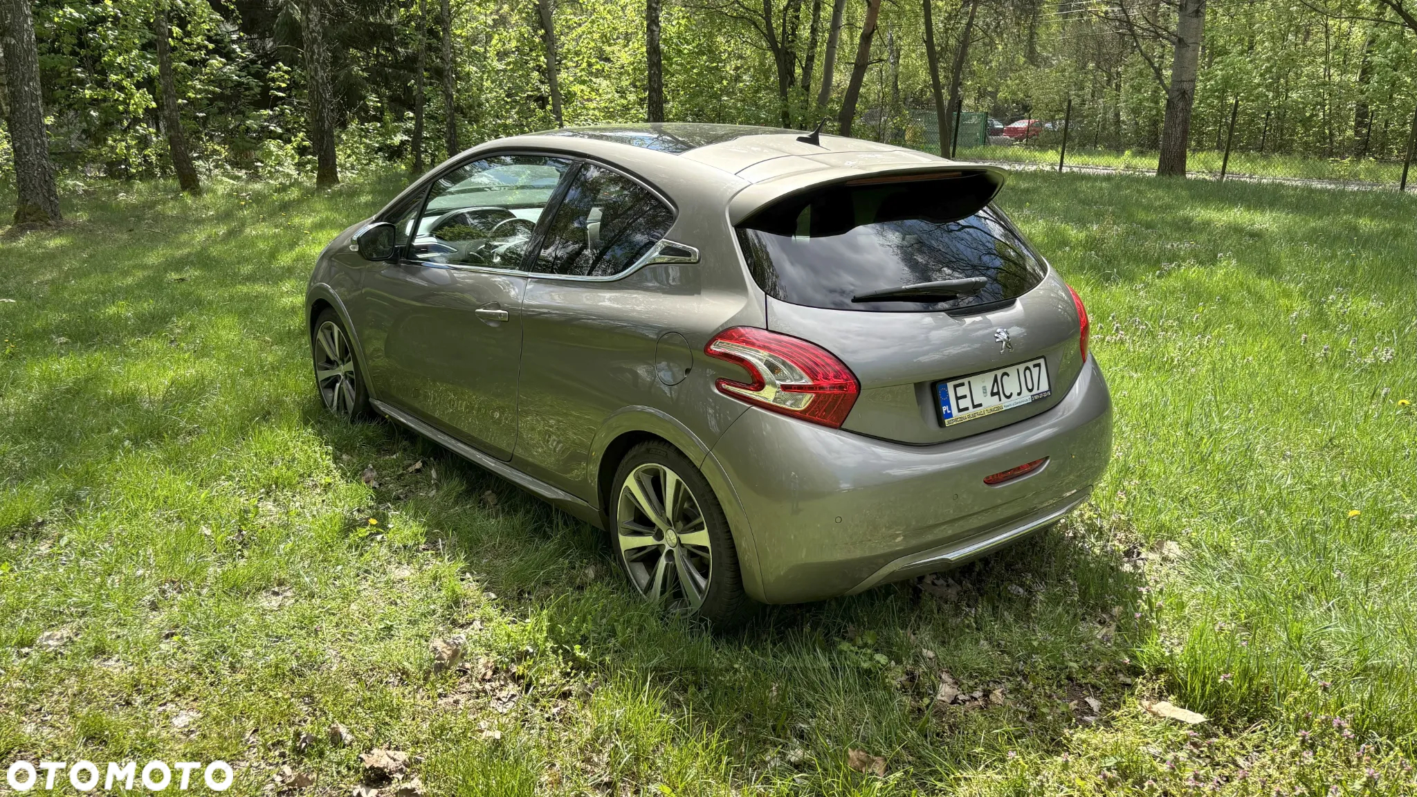 Peugeot 208 155 THP Allure - 4