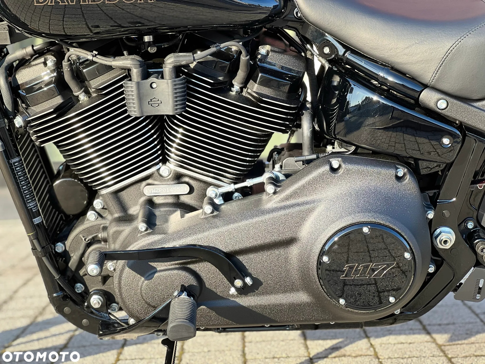 Harley-Davidson Softail Low Rider - 18