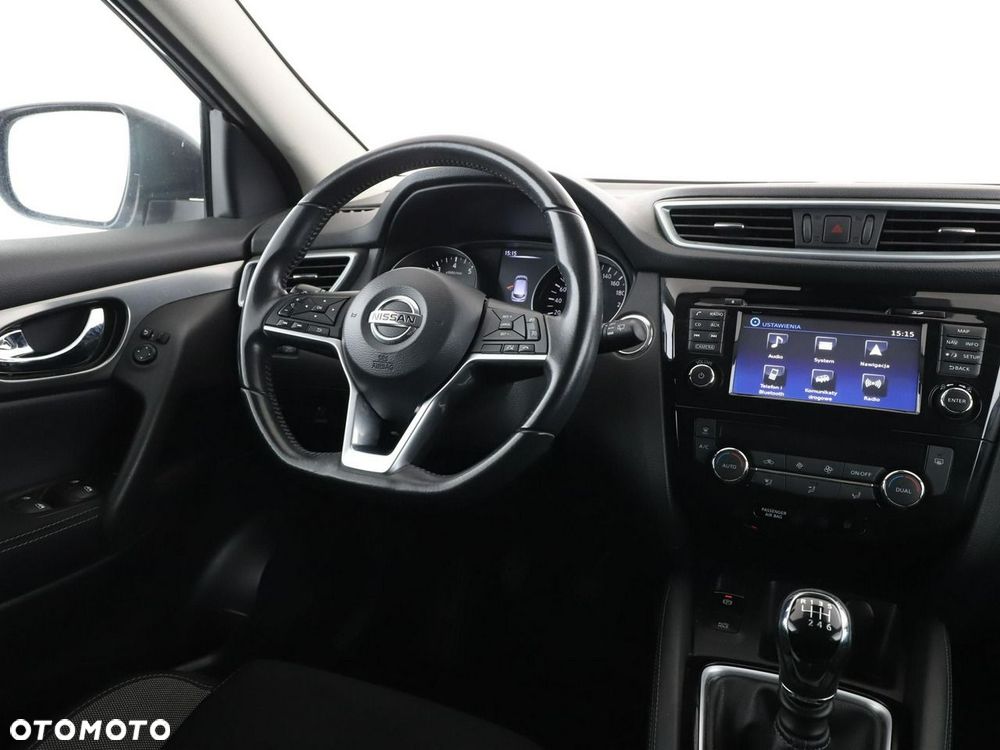 Nissan Qashqai 1.6 DIG-T N-Connecta - 17