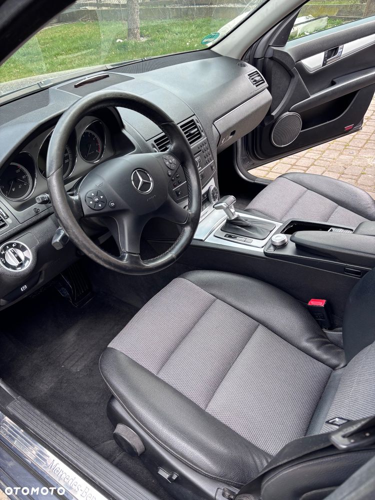 Mercedes-Benz Klasa C 300 7G-TRONIC Avantgarde - 8