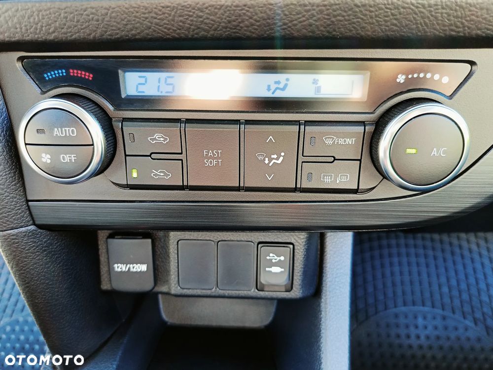 Toyota Auris 1.33 VVT-i Active - 18