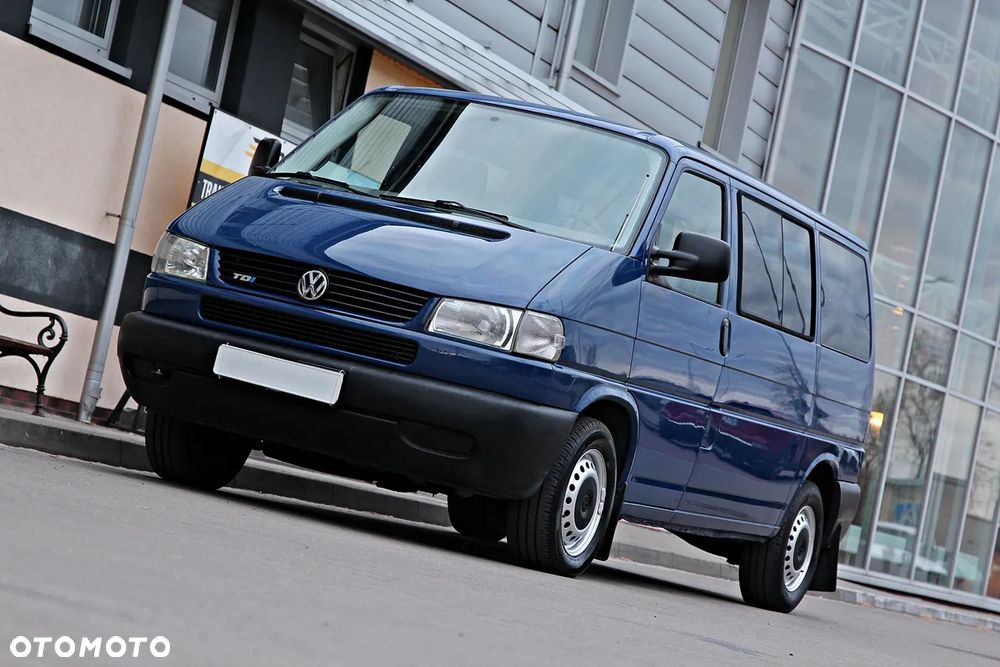 Volkswagen Transporter - 9