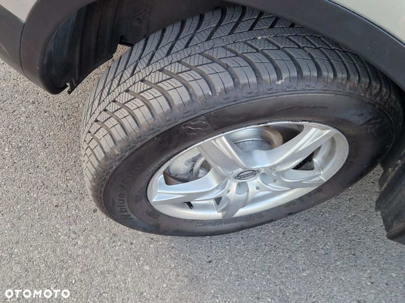 Nissan Qashqai 2.0 dCi DPF I-Way - 10