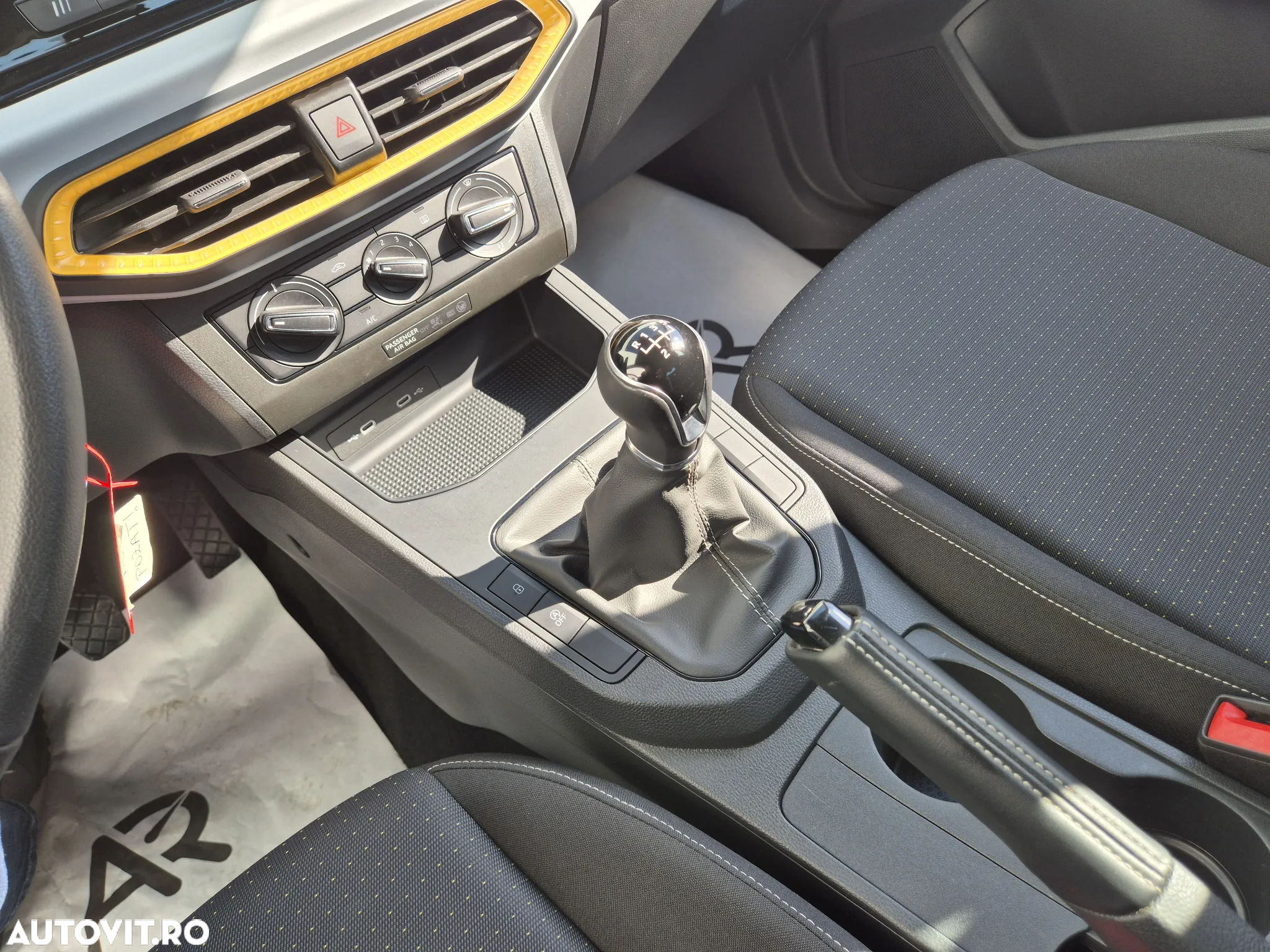 Seat Ibiza 1.0 TSI Style - 24