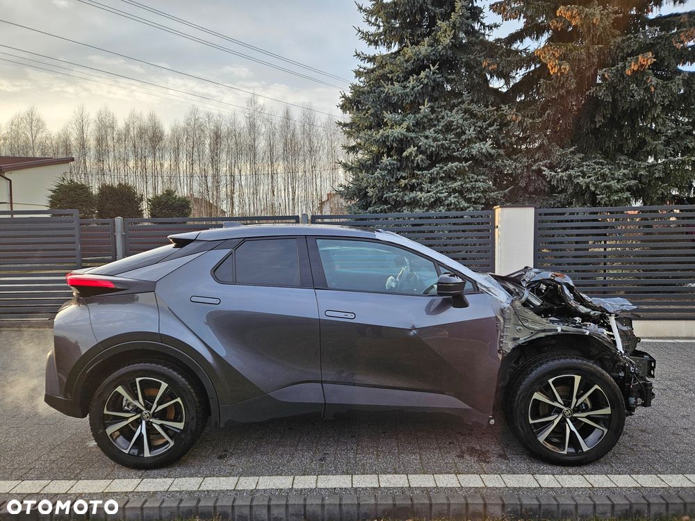 Toyota C-HR - 7