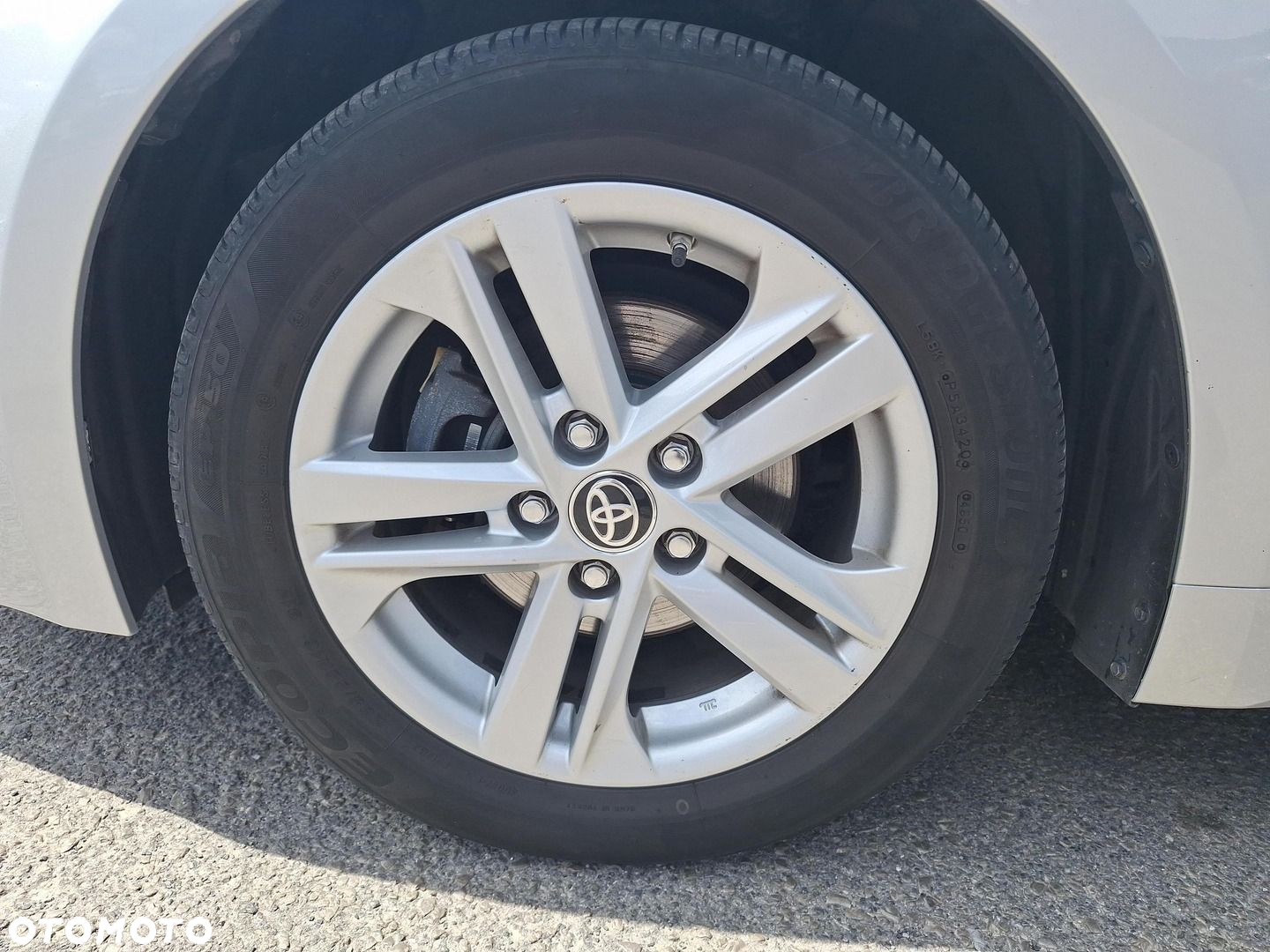 Toyota Corolla - 21