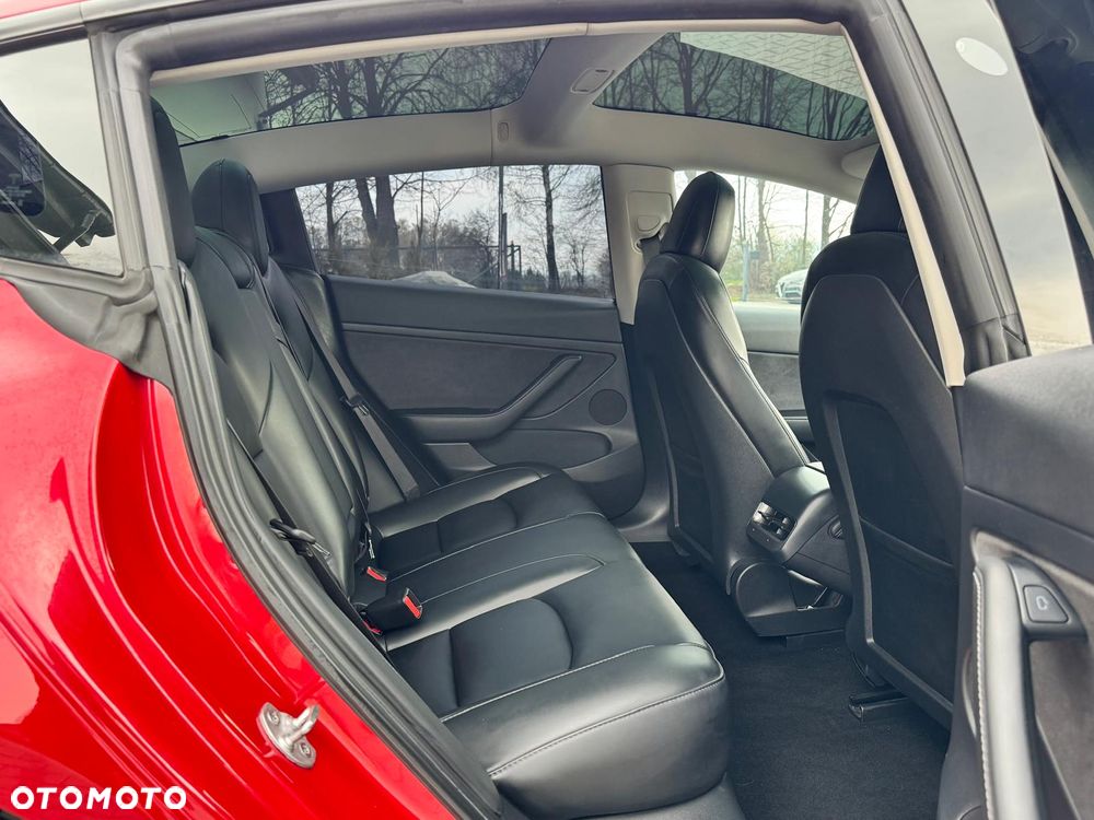Tesla Model 3 - 15