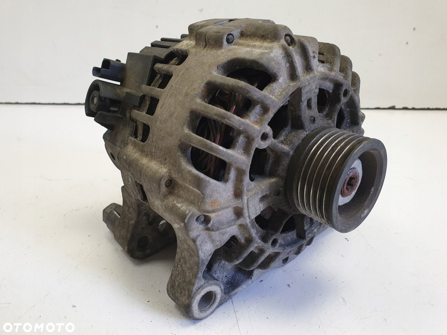 Peugeot 307 1.6 16V ALTERNATOR valeo 9649611780 - 1