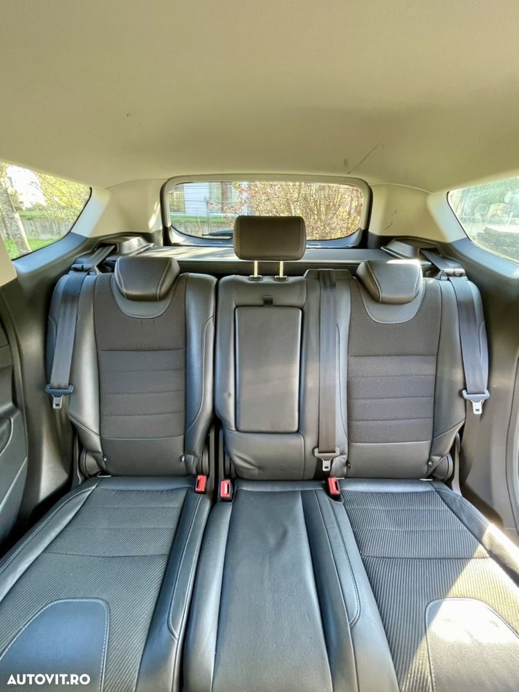 Ford Kuga 2.0 TDCi Powershift 4WD Titanium - 7