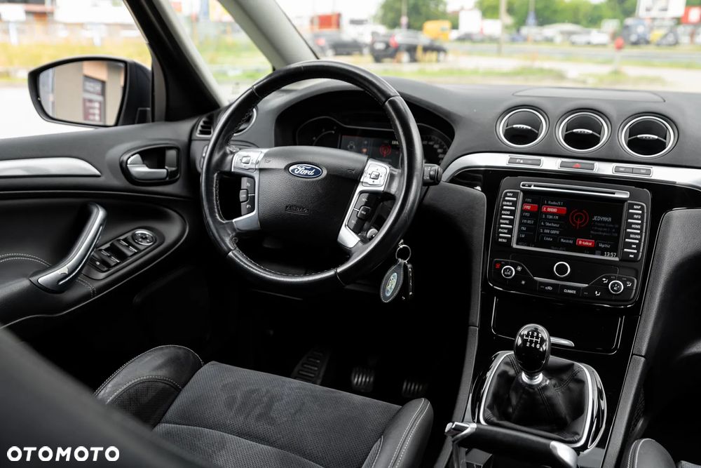 Ford S-Max 2.0 TDCi Titanium - 21