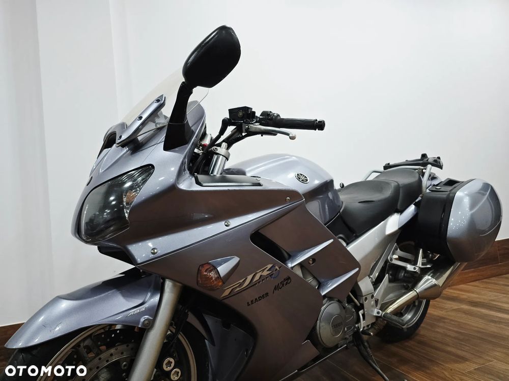 Yamaha FJR - 2
