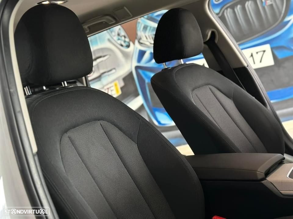 BMW 318 d Touring Pack Desportivo M Auto - 5