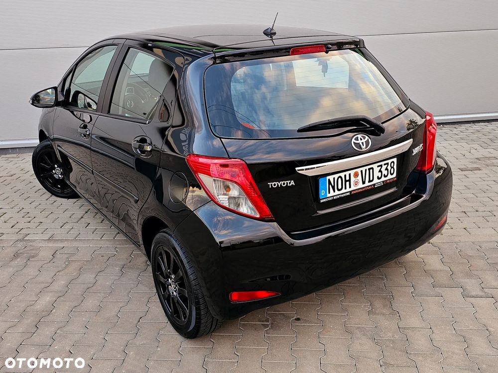 Toyota Yaris 1.33 VVT-i Executive - 18