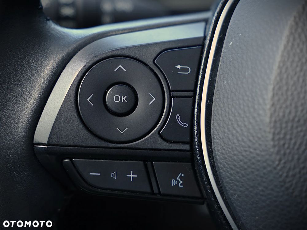 Toyota Corolla 1.8 Hybrid Comfort - 17