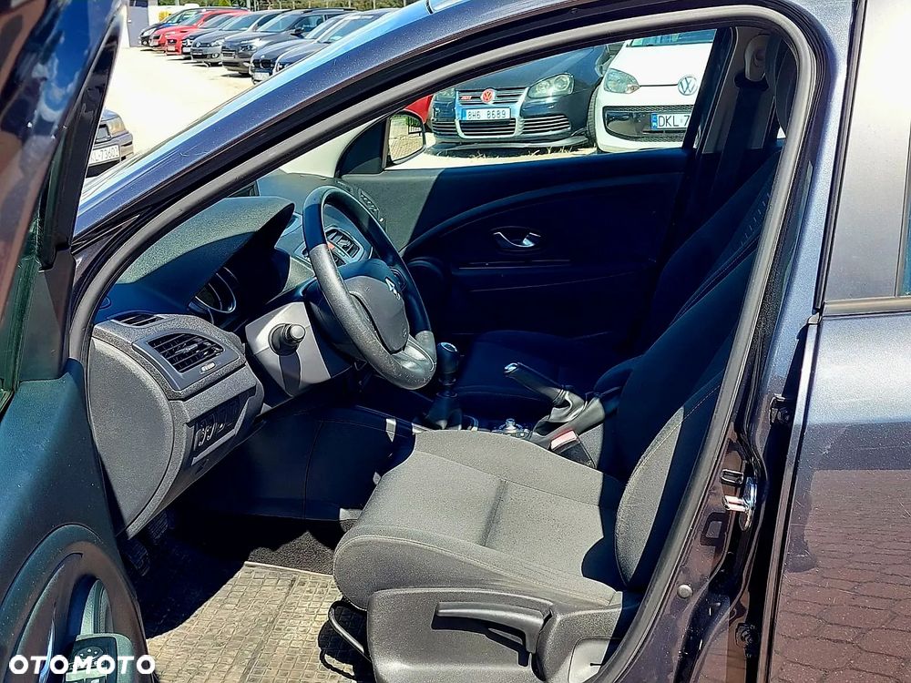 Renault Megane 1.5 dCi Life - 9