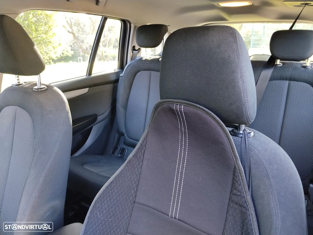 BMW 216 Gran Tourer d Luxury Line - 13