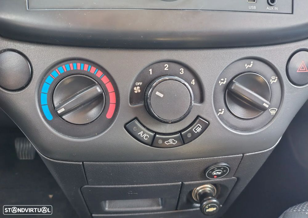 Chevrolet Aveo - 7