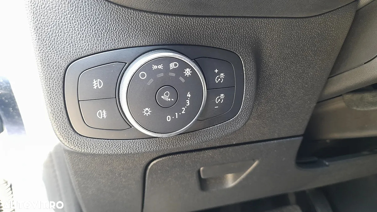 Ford Fiesta 1.0 EcoBoost Powershift Trend - 11