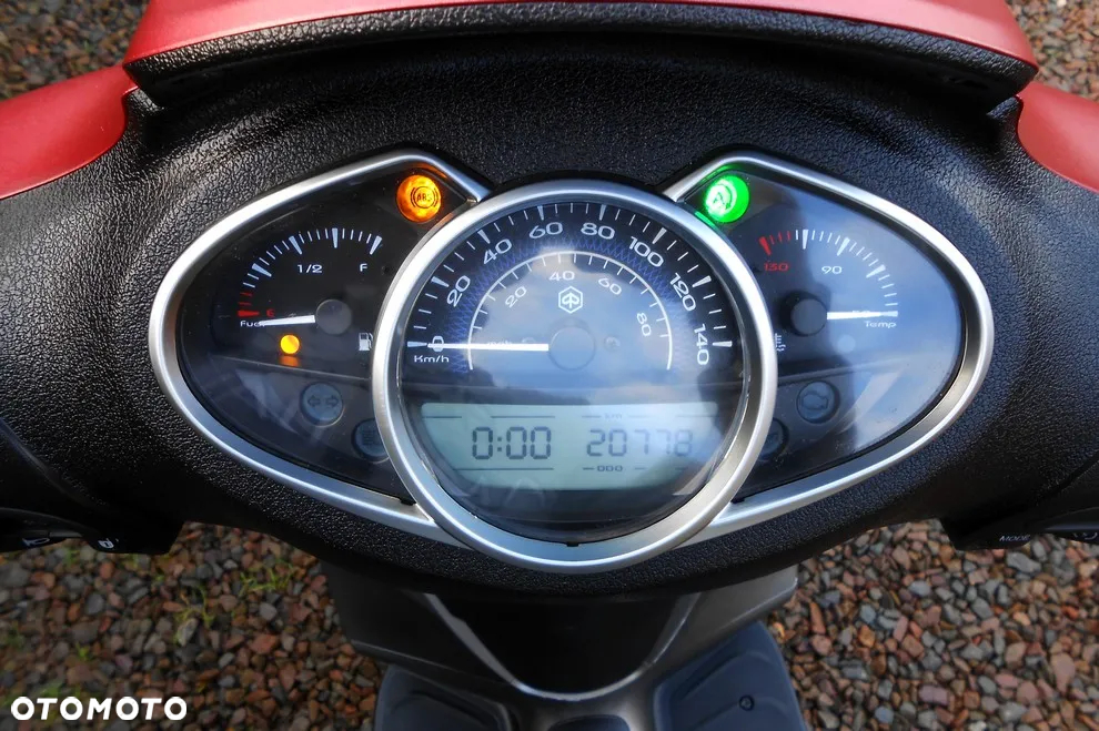 Piaggio Medley - 5