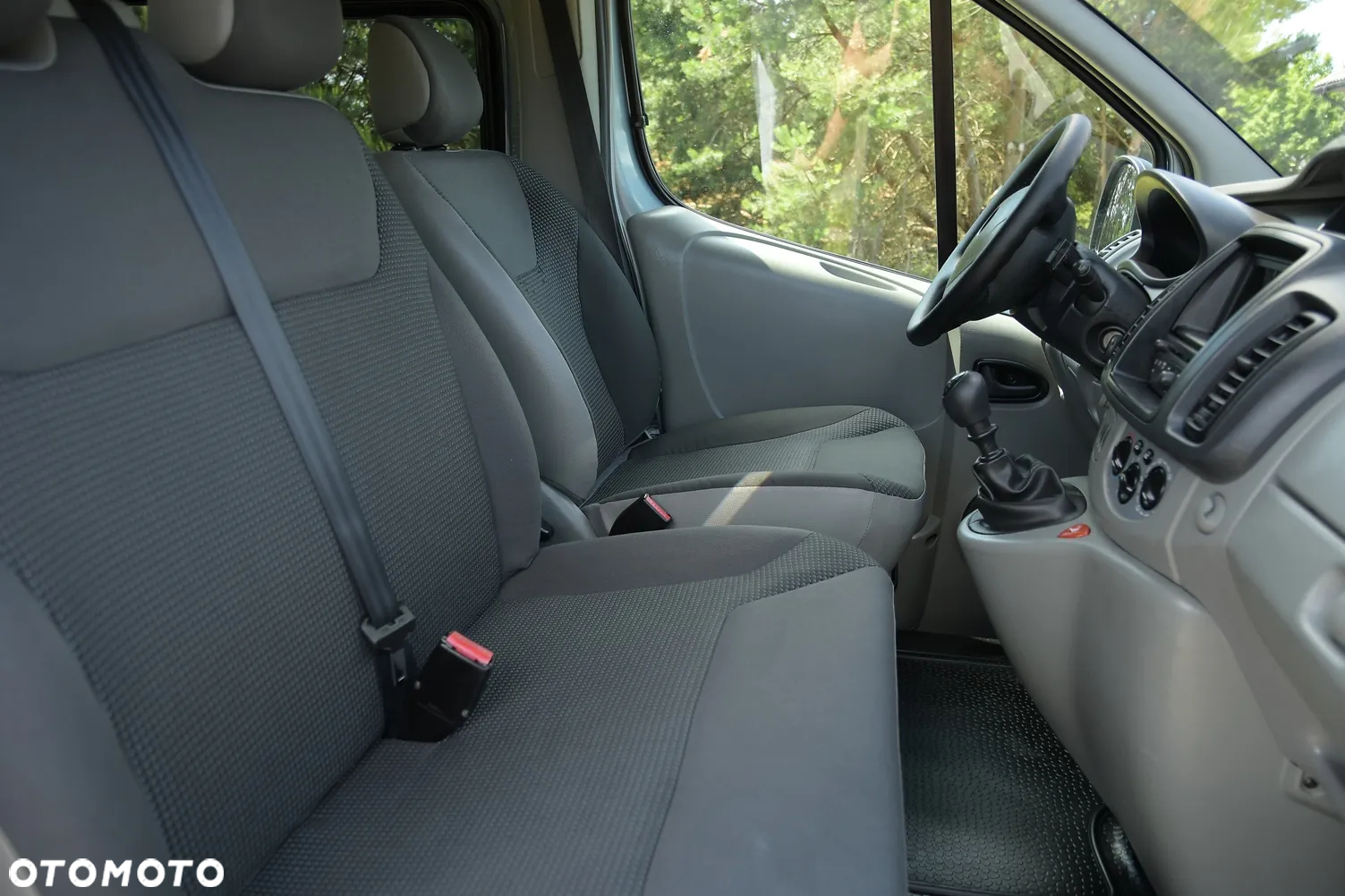 Opel Vivaro L2H1 2.9t - 17
