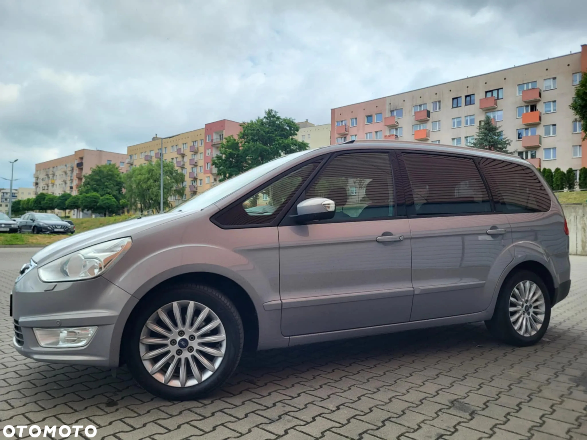 Ford Galaxy 2.0 TDCi Gold X - 12