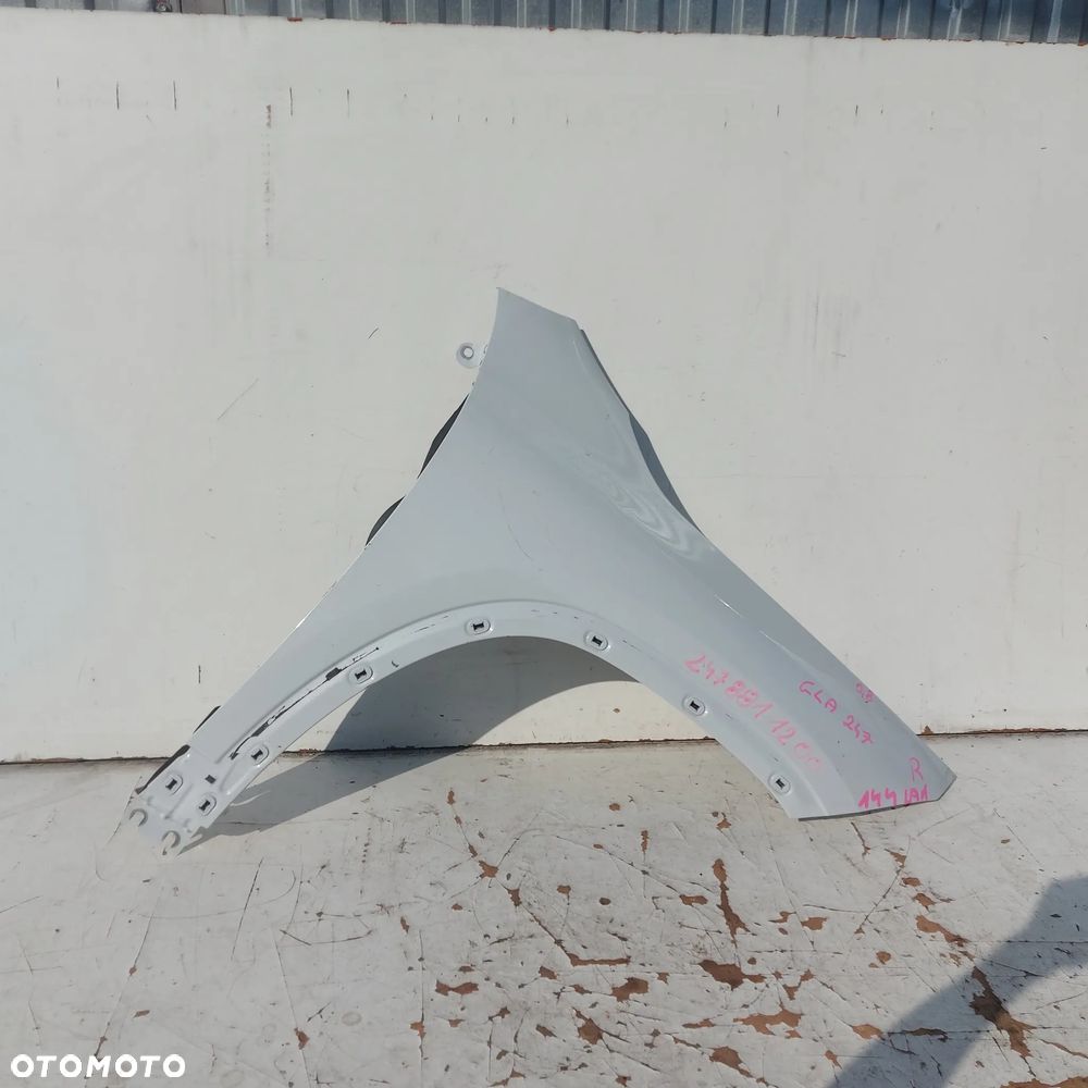 BLOTNIK PRZOD PRZEDNI PRAWY 144 LAK MERCEDES GLA W247 ORYGINAL DEMONTAZ 2478811200